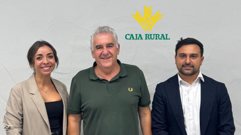 El Círculo Empresarial Moralo y Caja Rural abordan futuras vías de colaboración